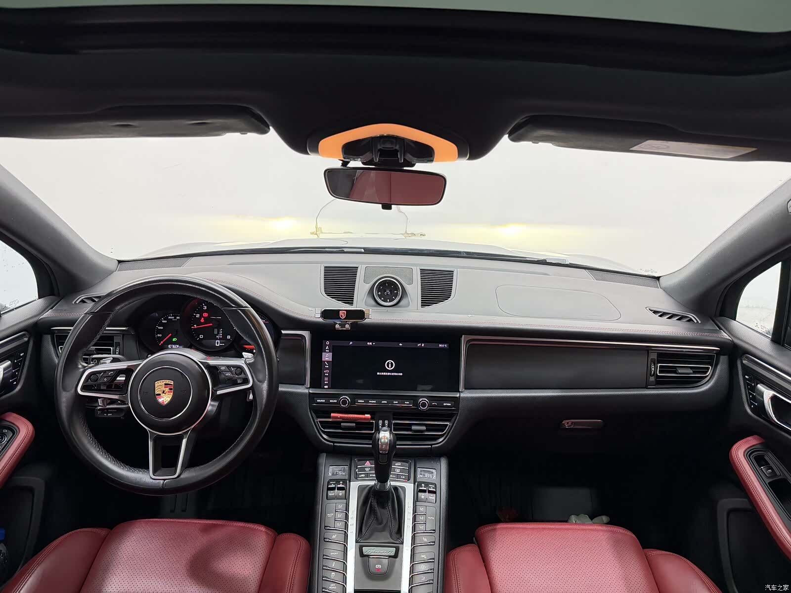 Porsche Macan, 2020 4