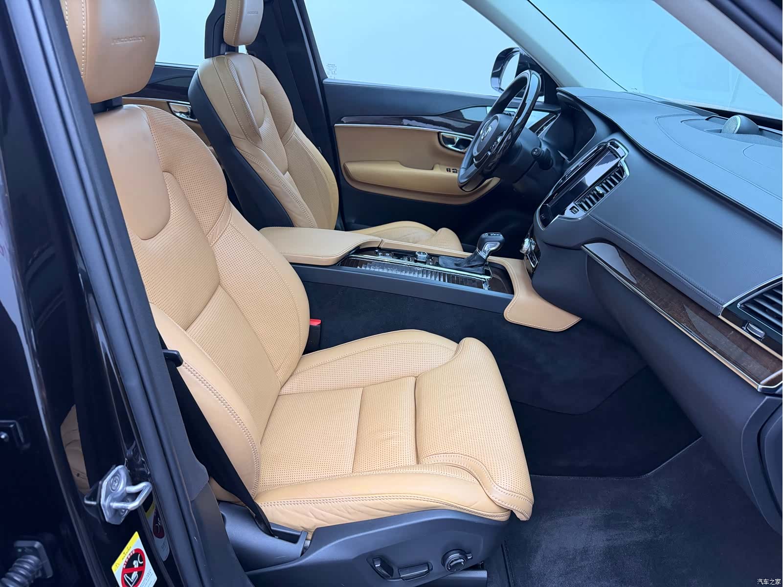 Volvo XC90, 2016 26