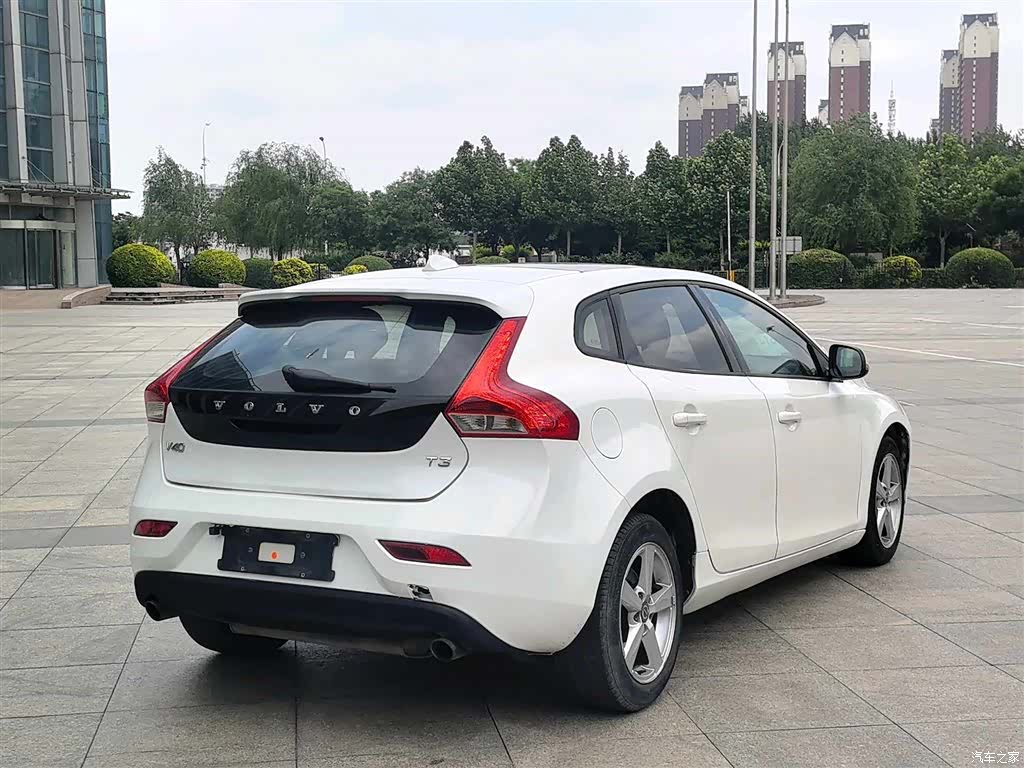Volvo V40, 2016 6