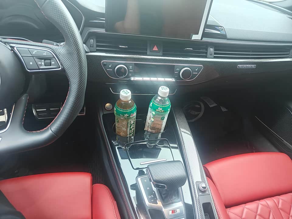 Audi S4 Audi S4