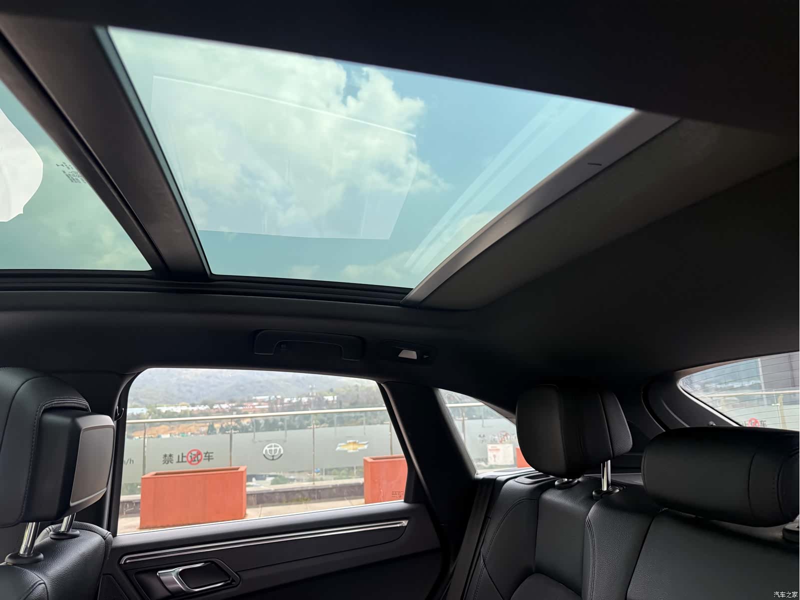 Porsche Macan, 2019 25