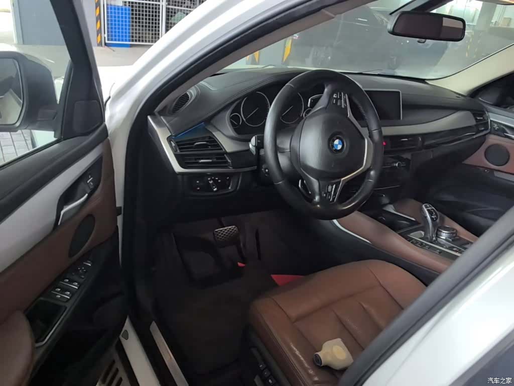 BMW X6, 2015 16