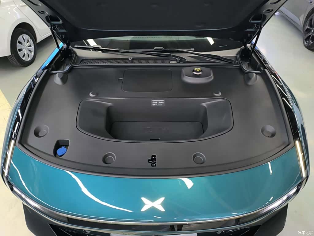 Xpeng P7, 2025 20