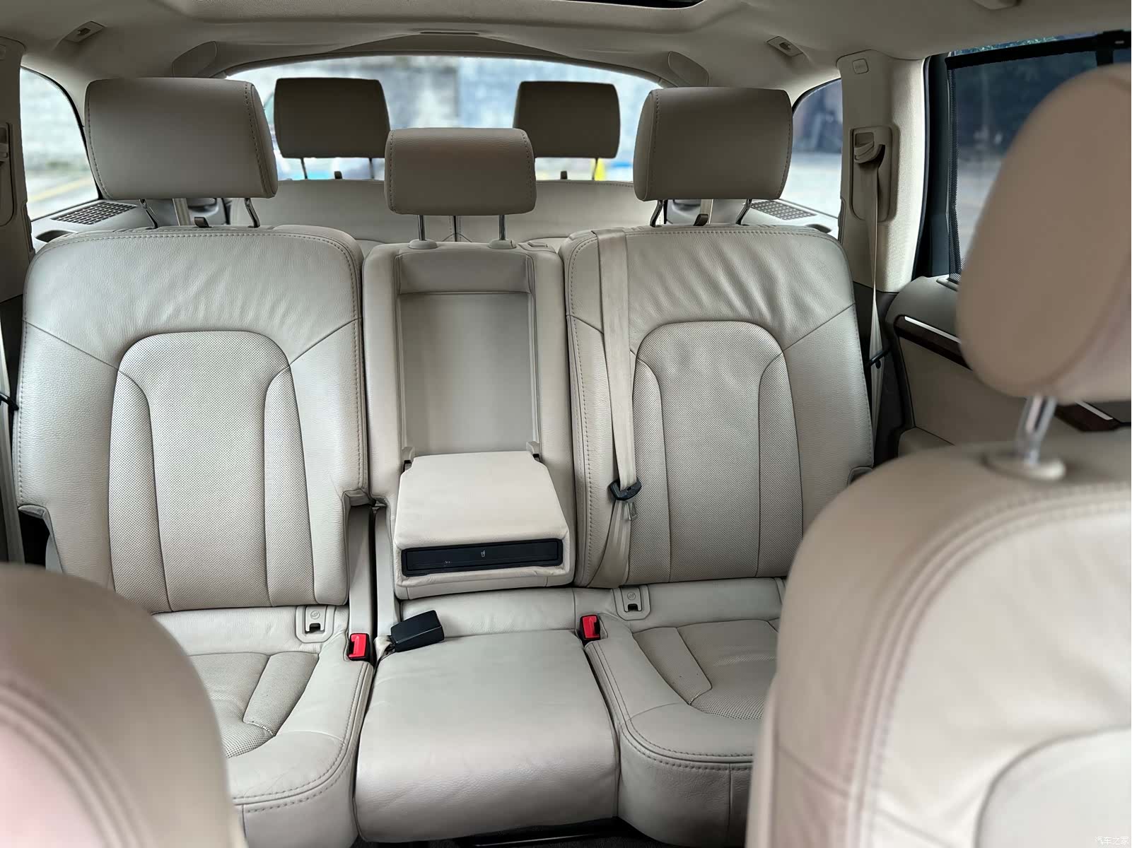 Audi Q7, 2010 49