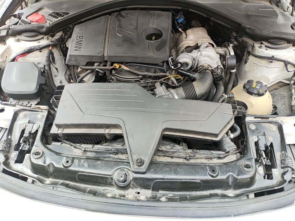 BMW 3 Series, 2015 11