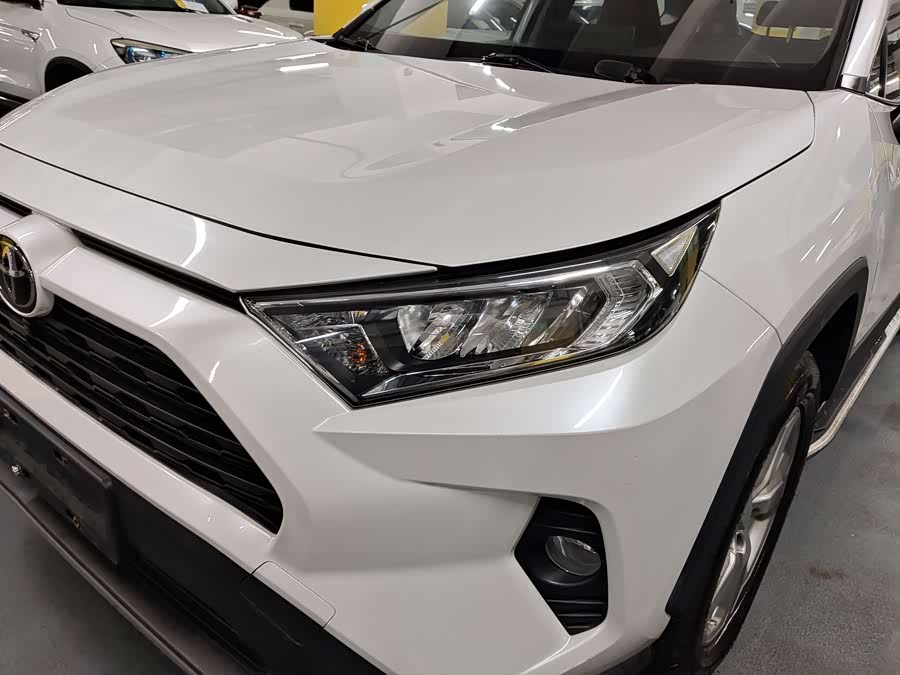 Toyota RAV4 2021, фото 8