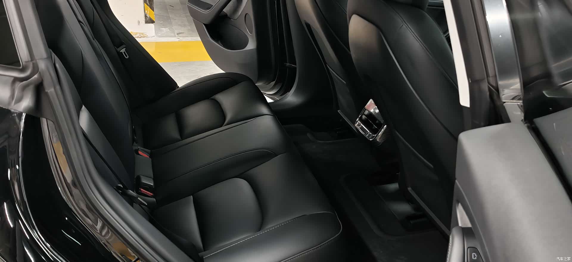 Tesla Model 3, 2022 11