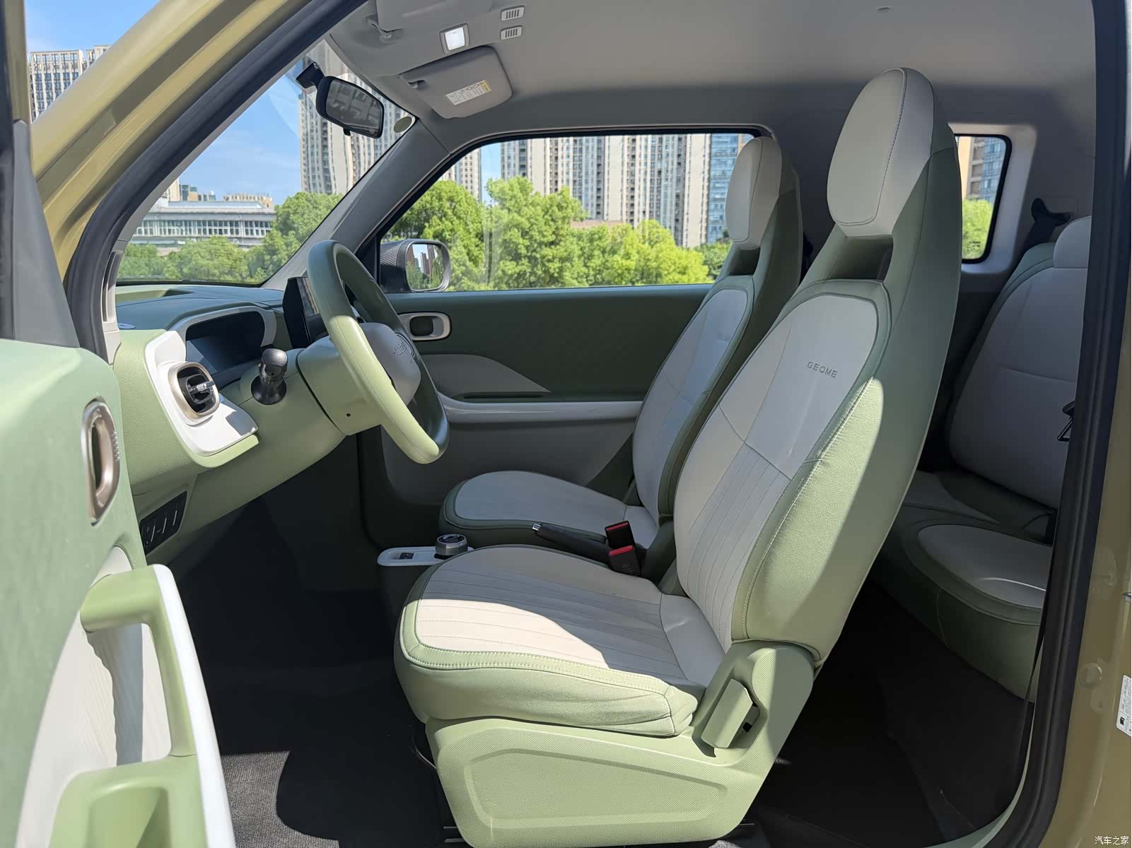 Geely Panda, 2025 все фото