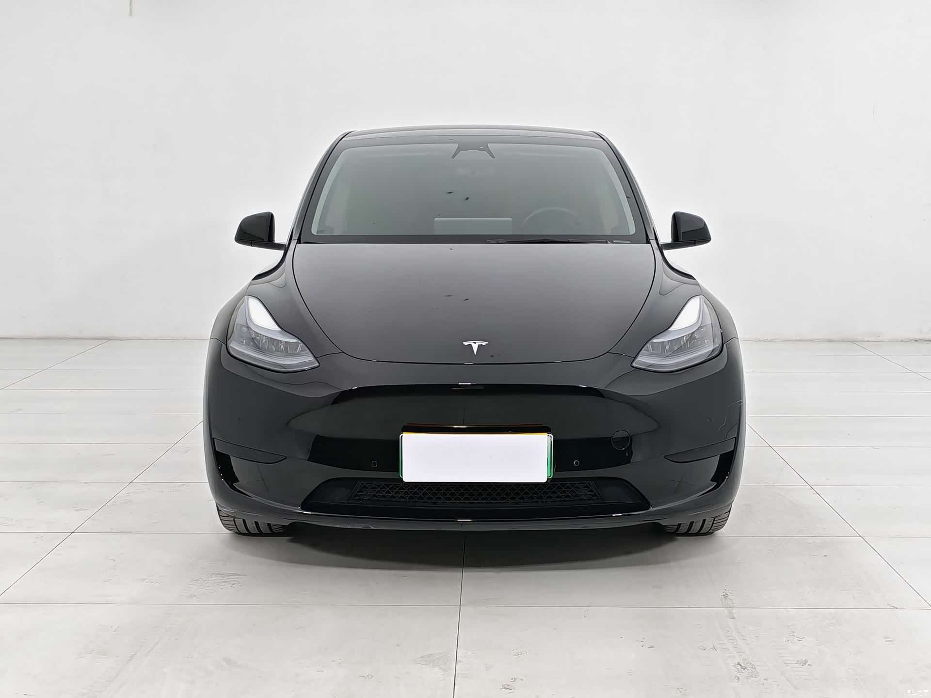 Tesla Model Y, 2023 2