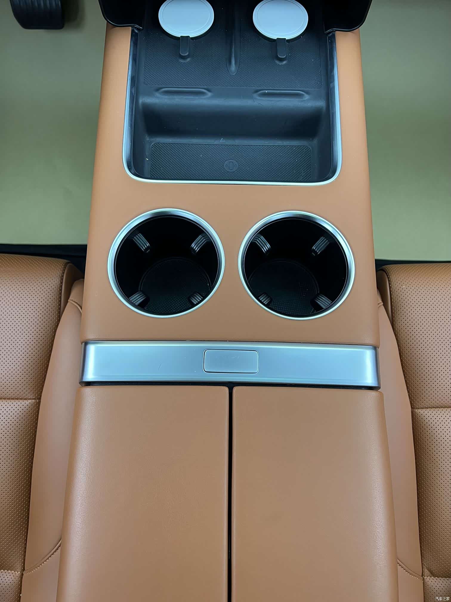 Li Auto L8, 2023 25