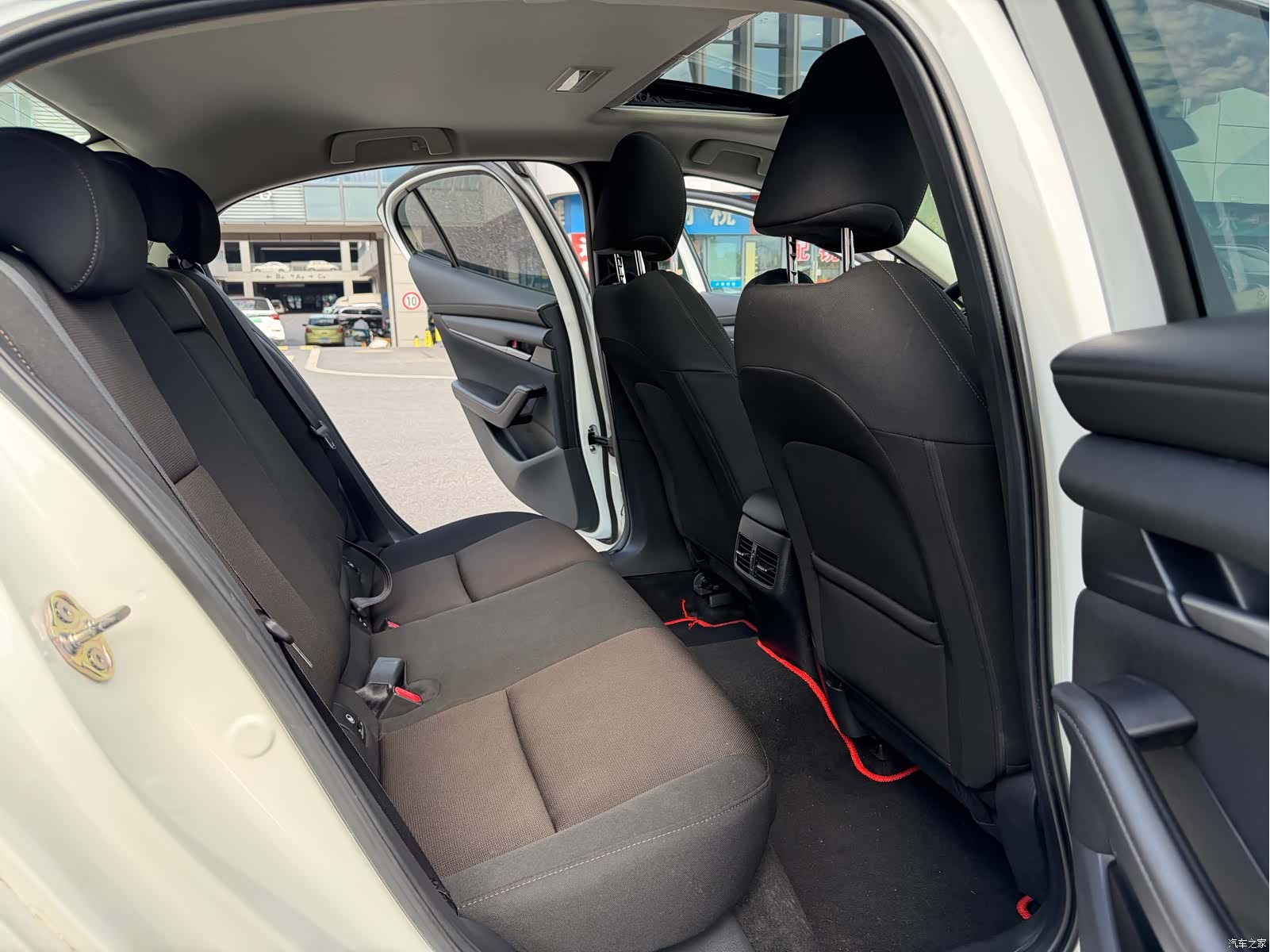 Mazda Mazda3, 2021 9
