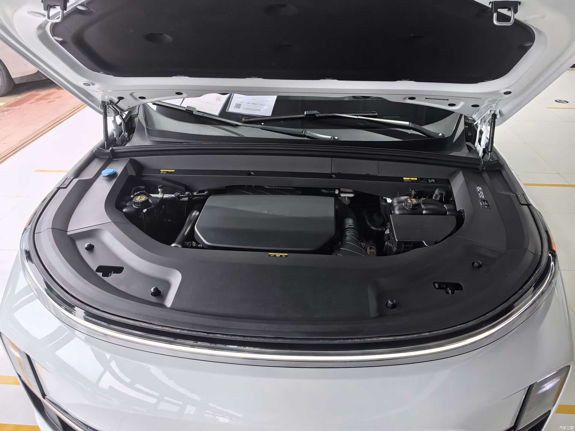 Li Auto L9, 2025 15