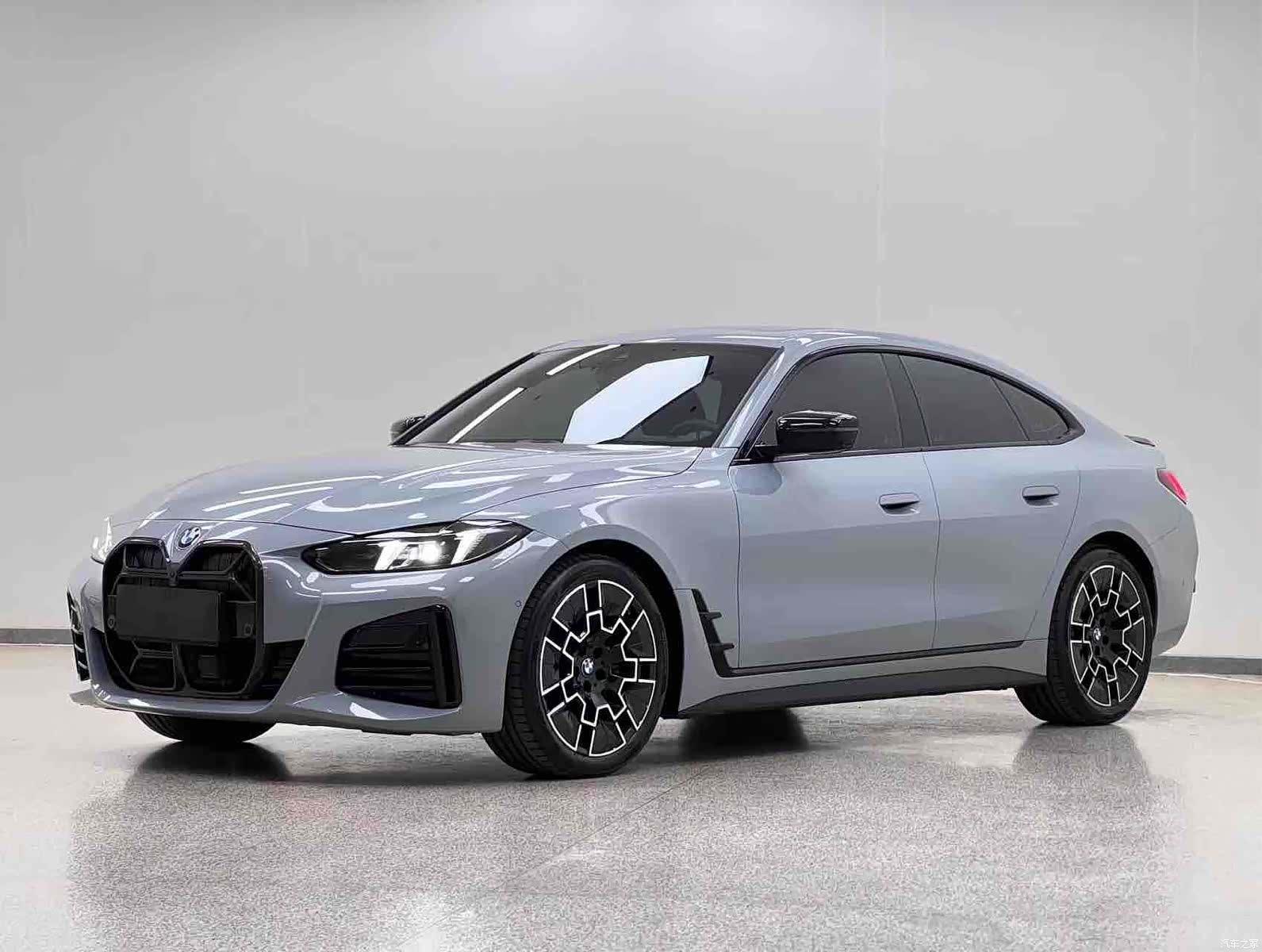 BMW 4 Series, 2025 1