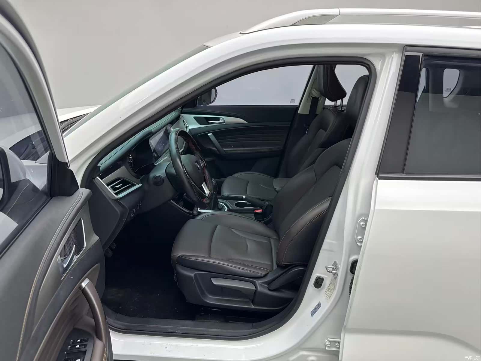 Changan CS35, 2020 все фото