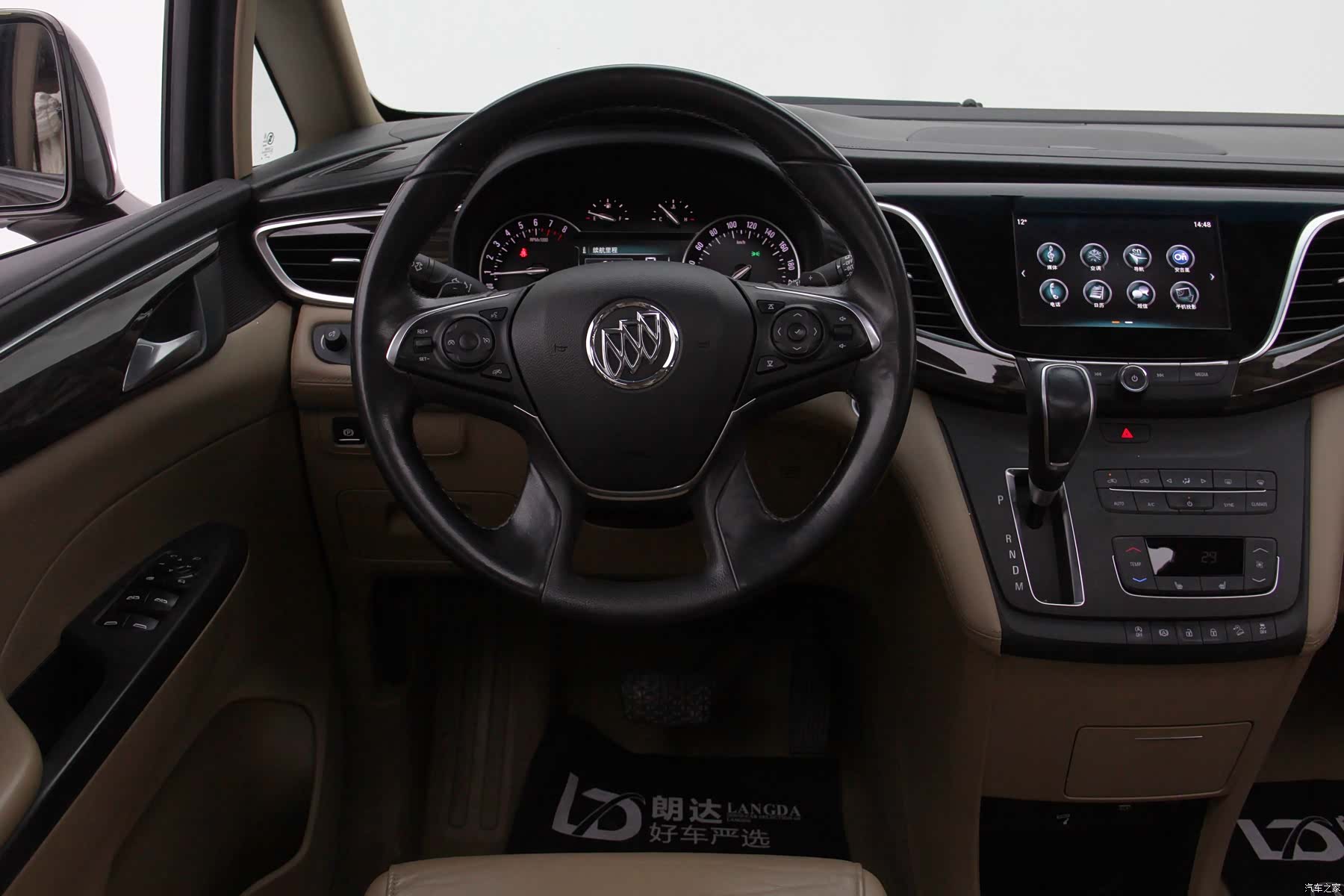 Buick GL8, 2017 6
