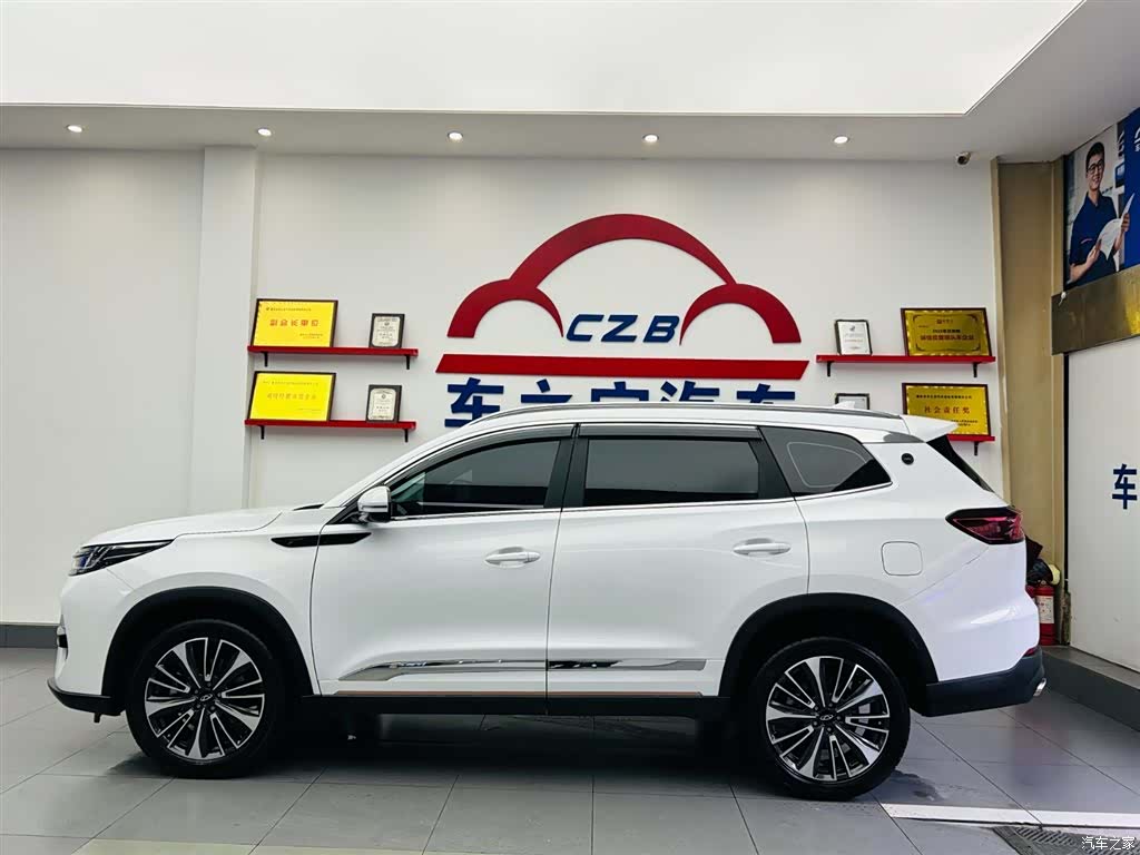 Chery Tiggo 8, 2024 4