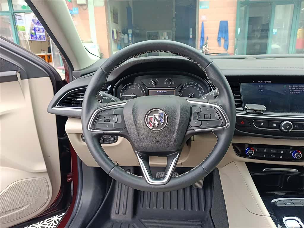 Buick Regal, 2021 11