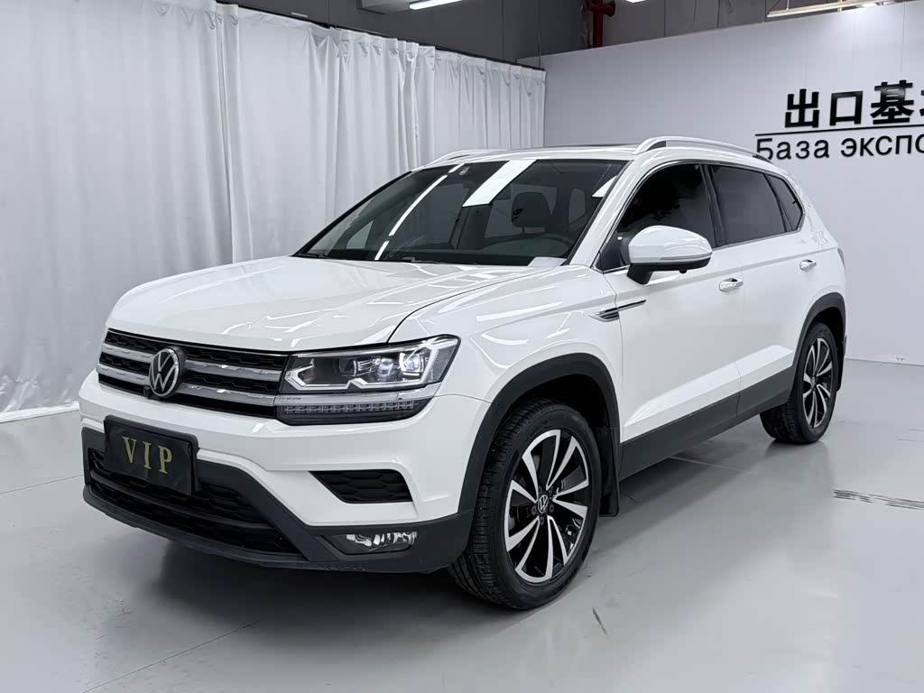 Volkswagen Tharu