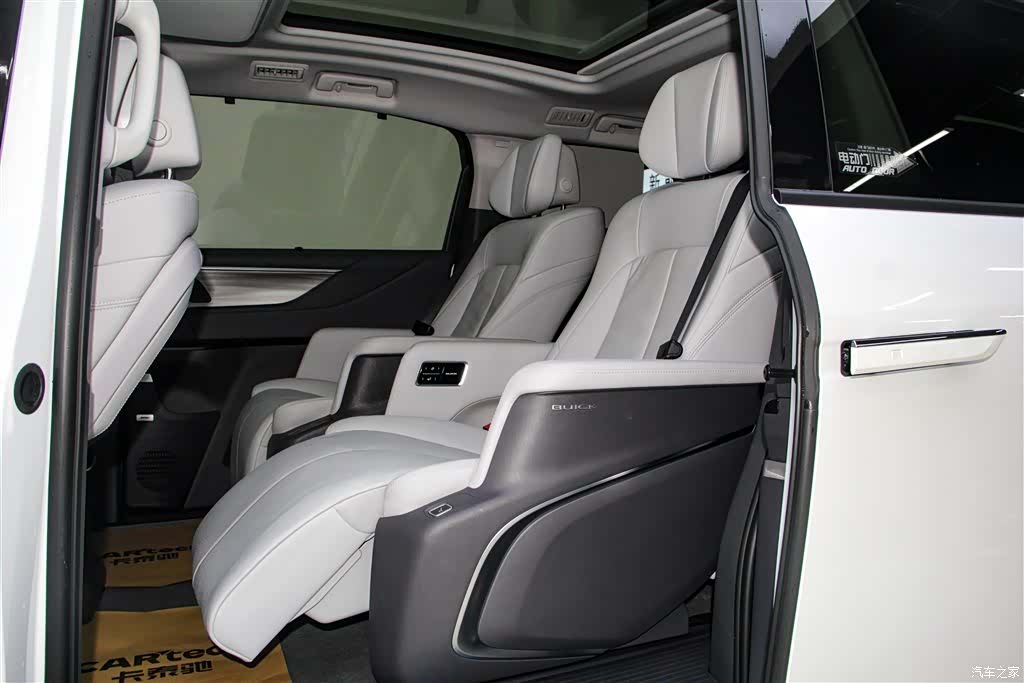Buick GL8, 2025 27