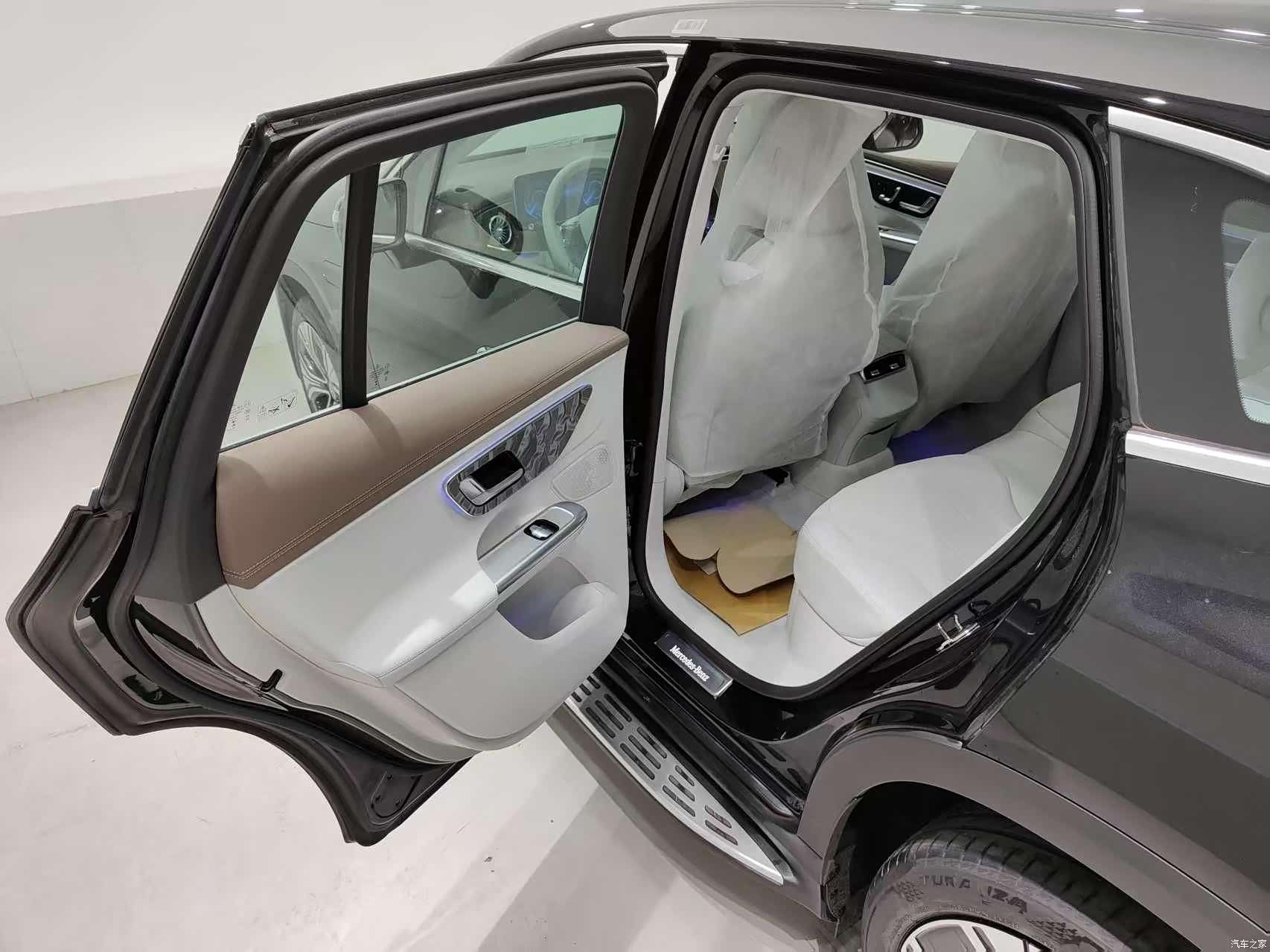 Mercedes-Benz EQE, 2025 все фото