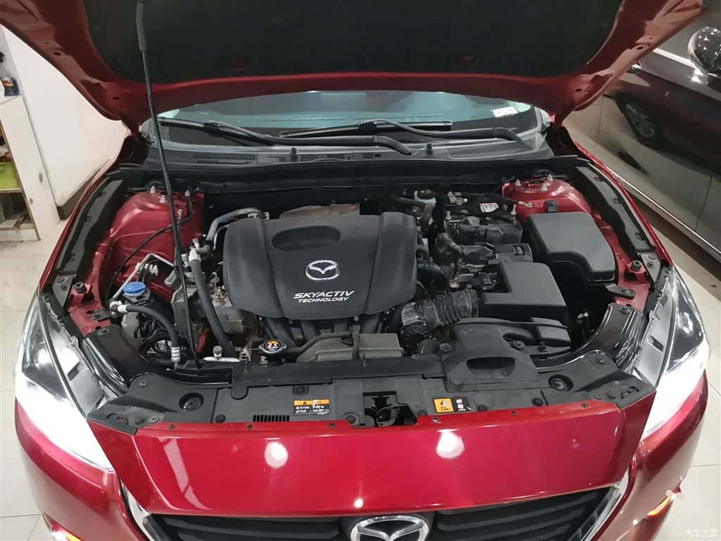 Mazda Mazda3, 2019 20