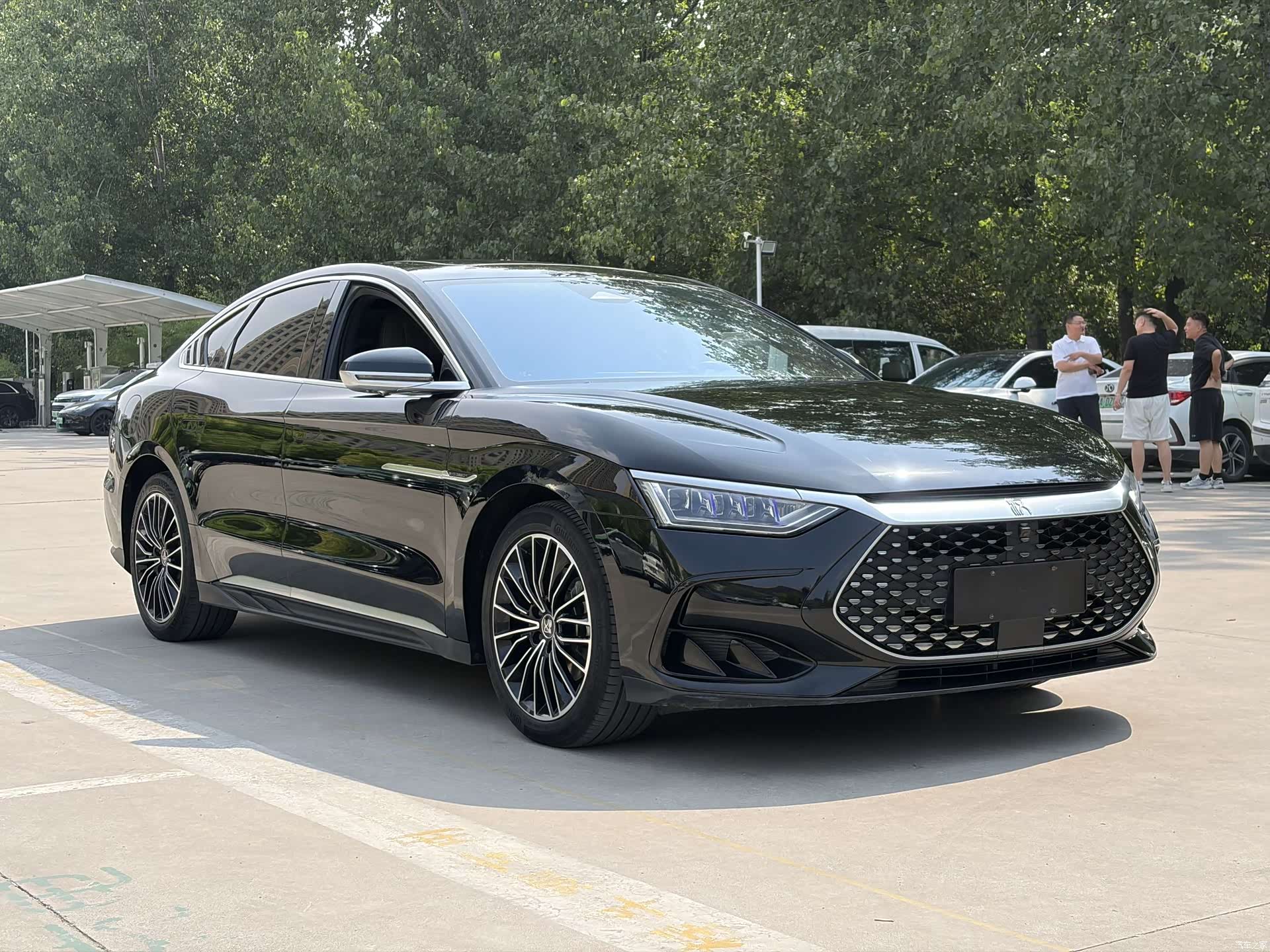 BYD Han, 2022 2