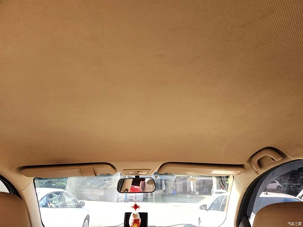 Wuling 730, 2015 18