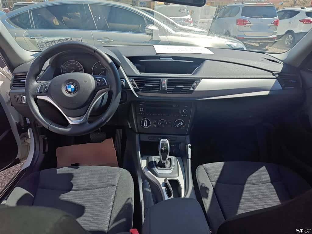 BMW X1, 2015 10
