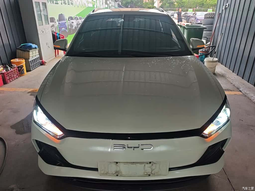BYD E2, 2024 3