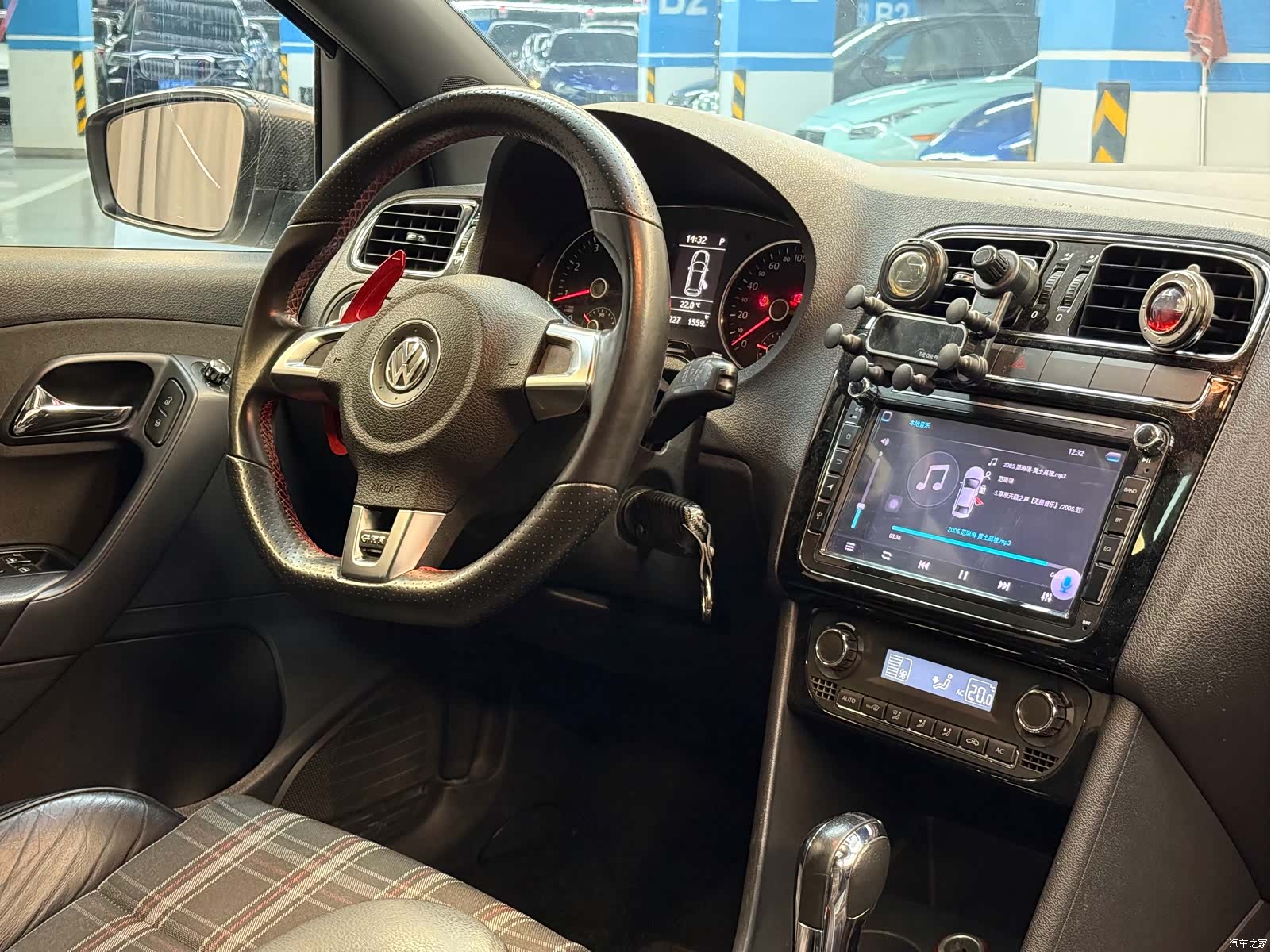 Volkswagen Polo, 2013 6