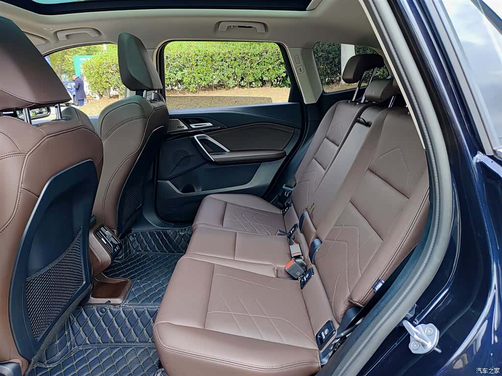 BMW X1, 2024 8