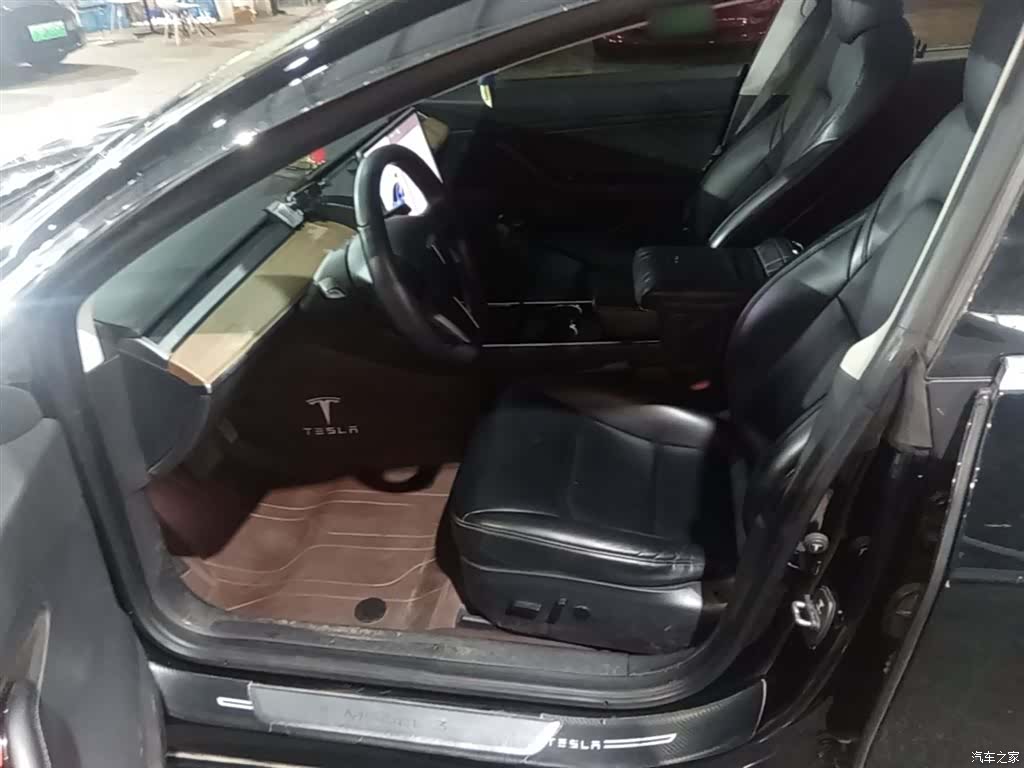 Tesla Model 3, 2020 15