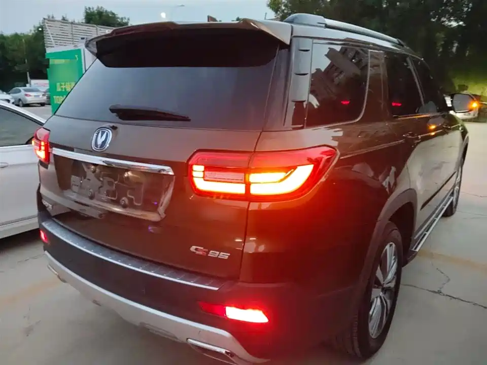 Changan CS95