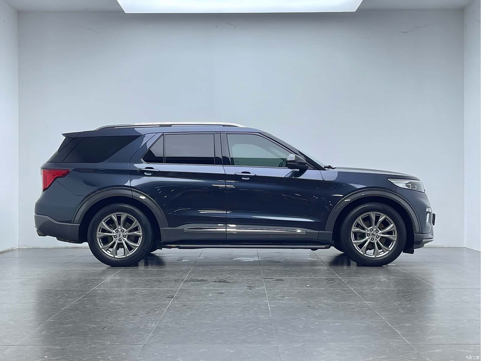 Ford Explorer, 2021 7