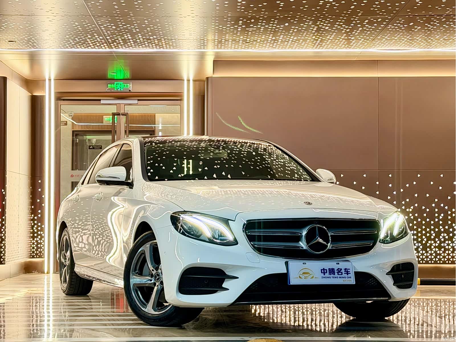 Mercedes-Benz E-Class, 2018 3