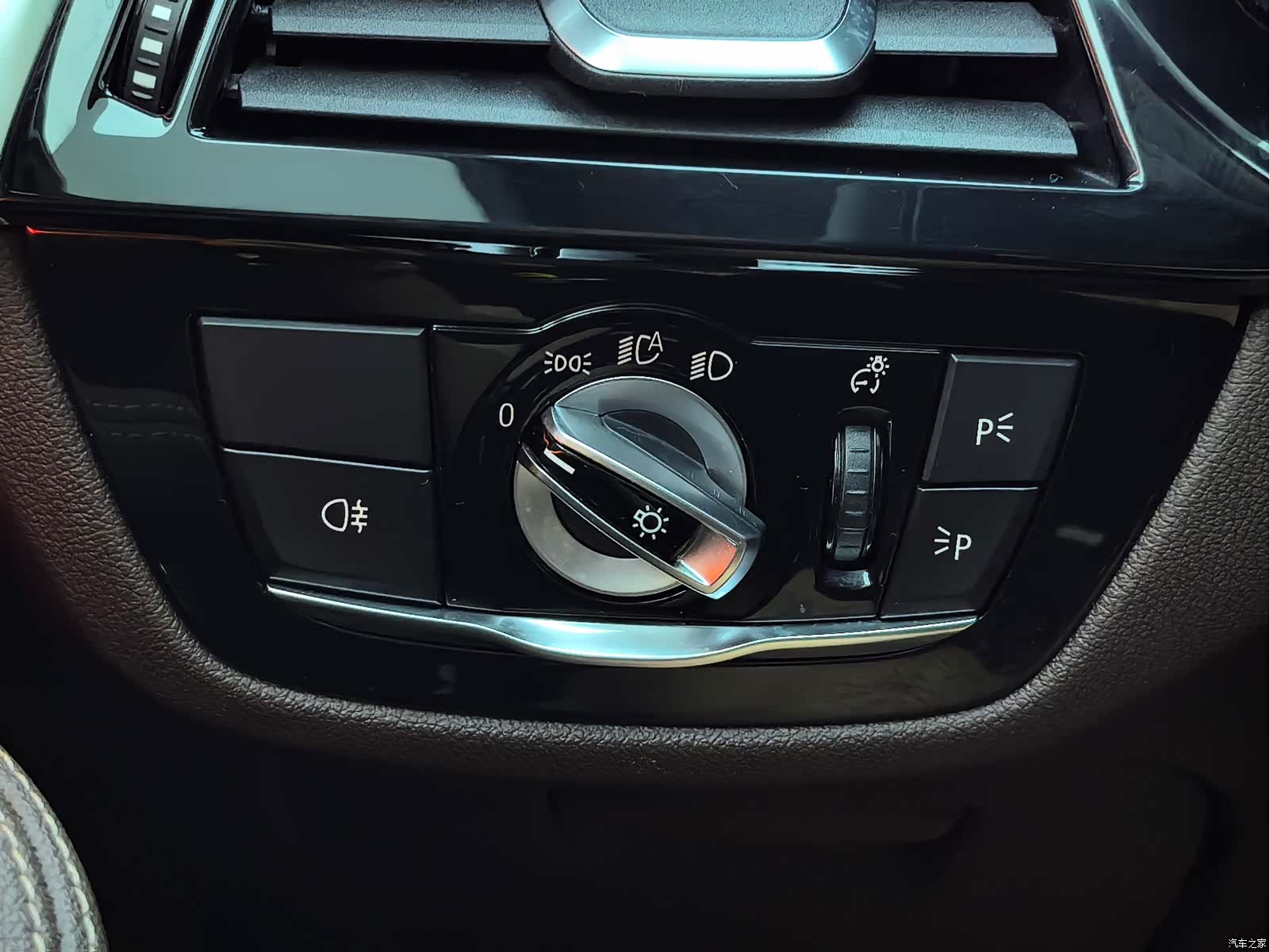 BMW 5 Series, 2020 29