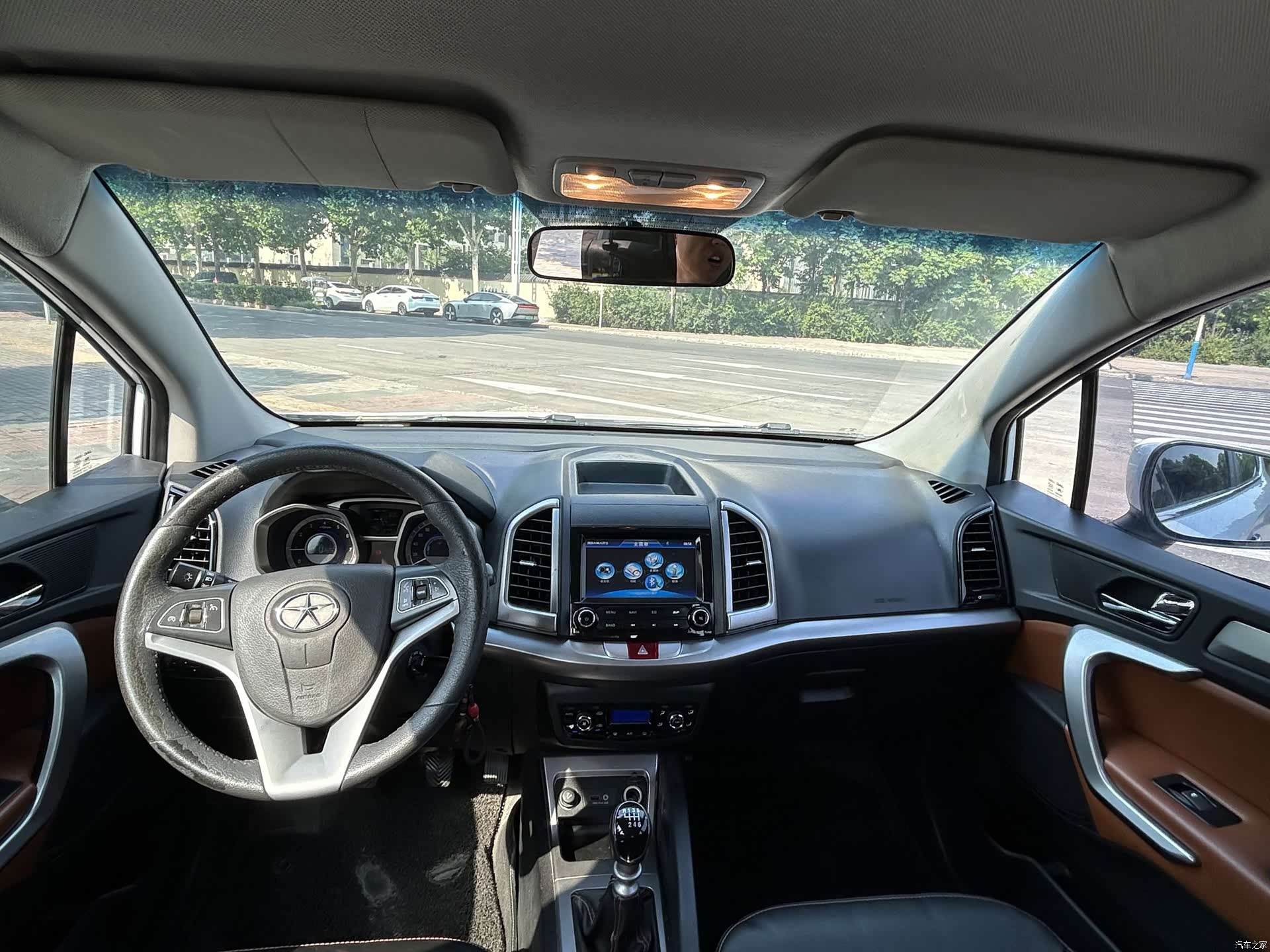 JAC S3, 2015 9
