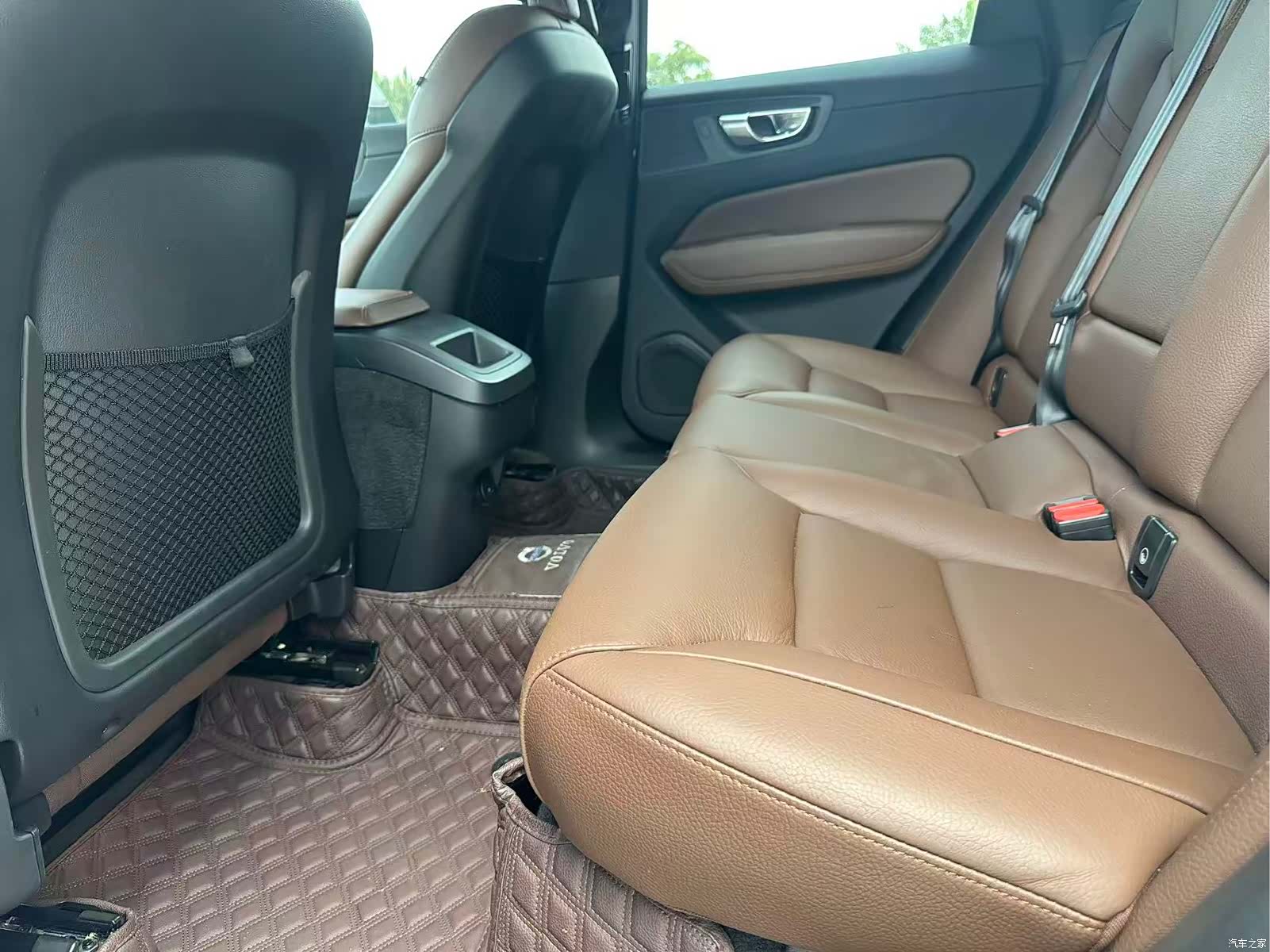 Volvo XC60, 2023 10