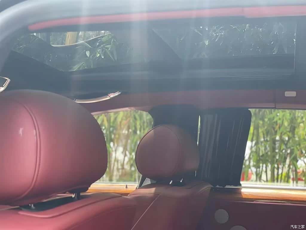 Rolls-Royce Ghost, 2012 9