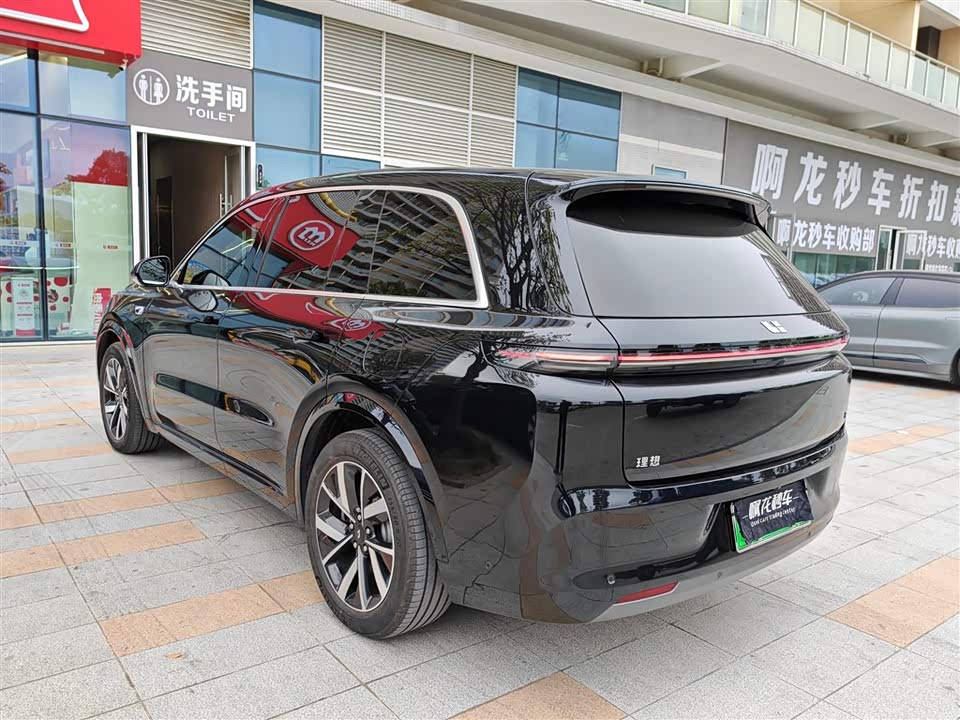 Li Auto Ideal L8