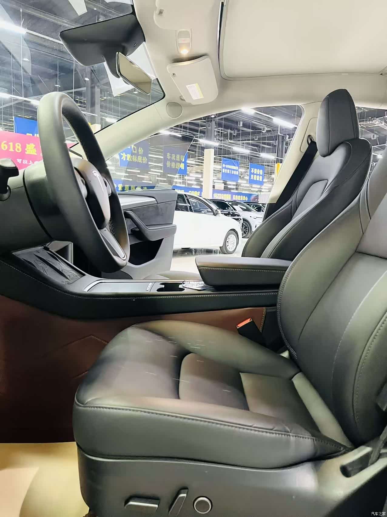 Tesla Model Y, 2024 7