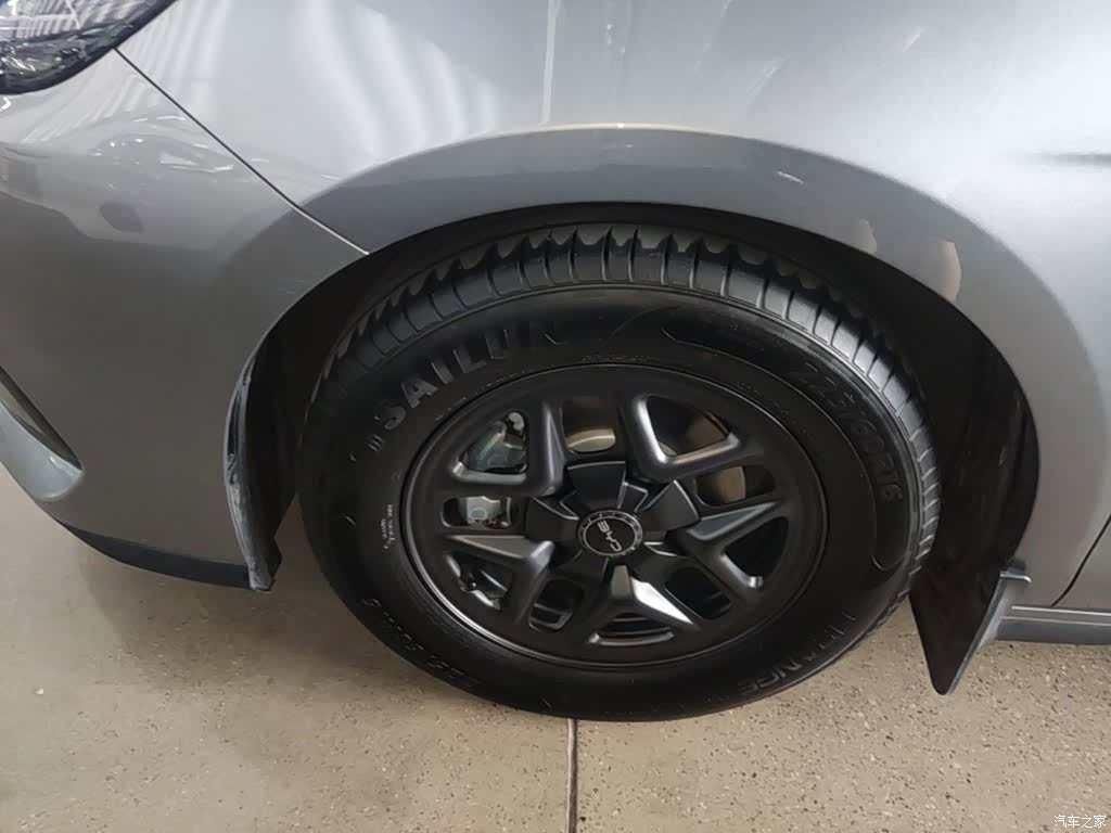 BYD Seal, 2025 23