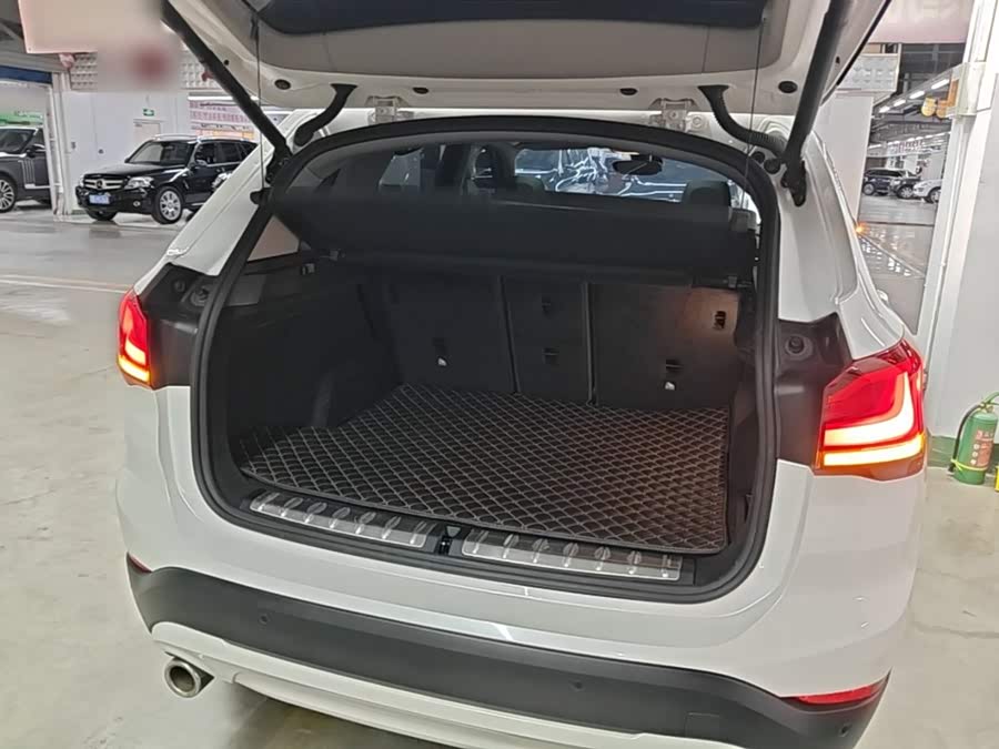 BMW X1 2021, фото 18