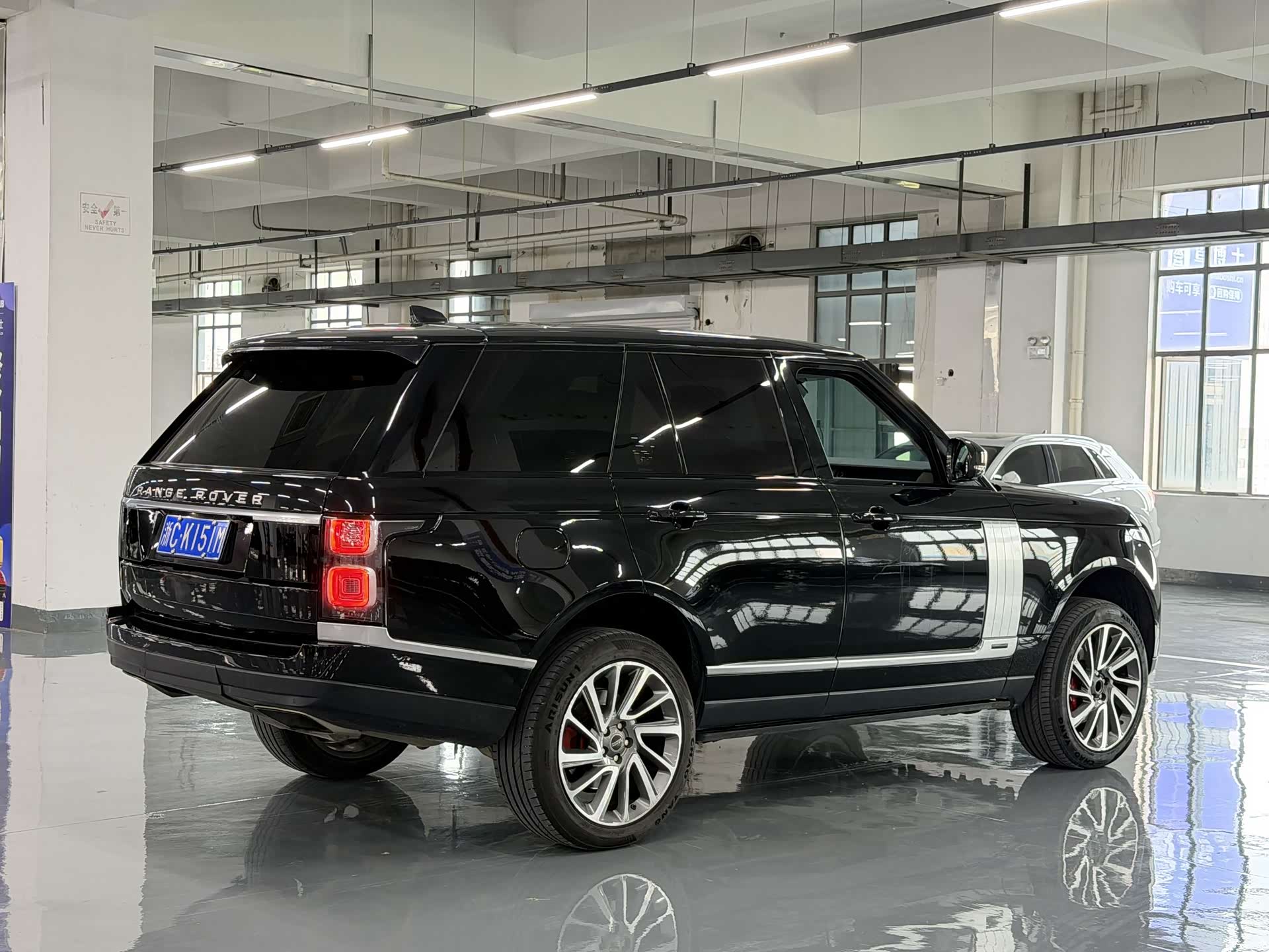 Land Rover Range Rover, 2019 9