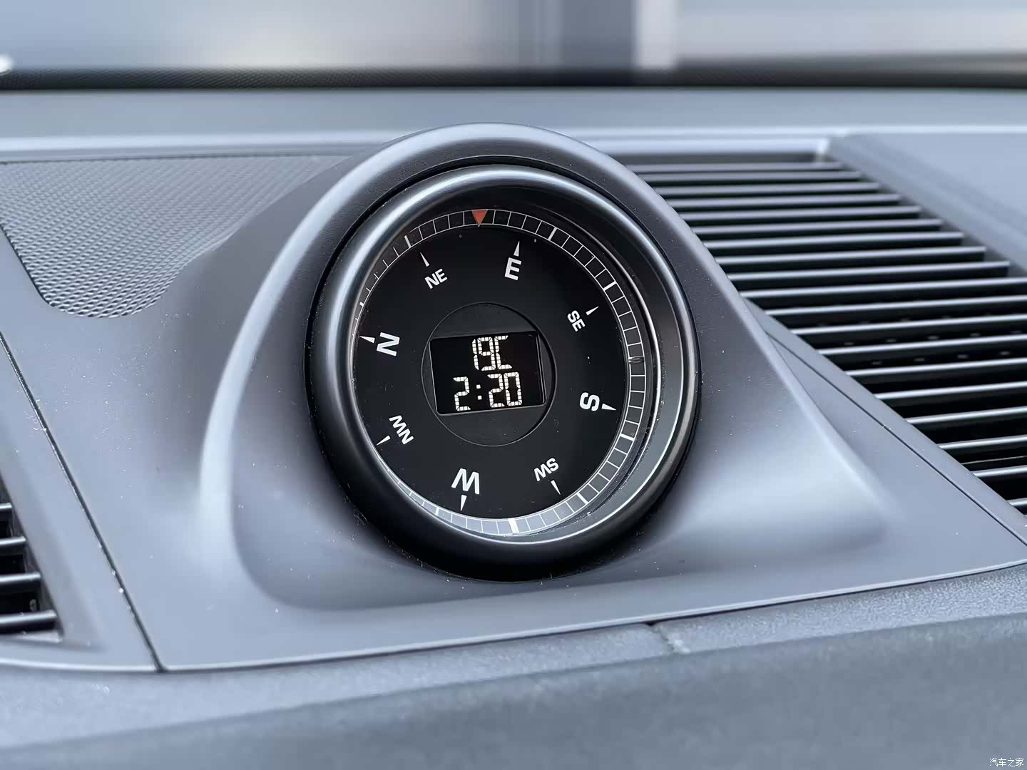 Porsche Macan, 2023 8