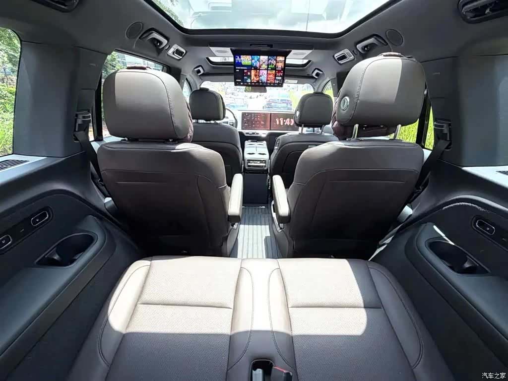 Li Auto L9, 2023 все фото