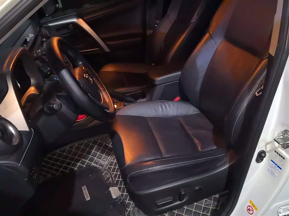 Toyota RAV4 Rongfang