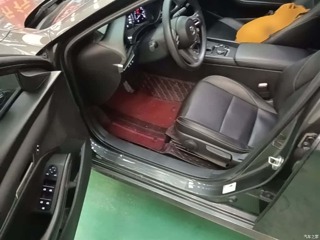 Mazda Mazda3, 2021 16