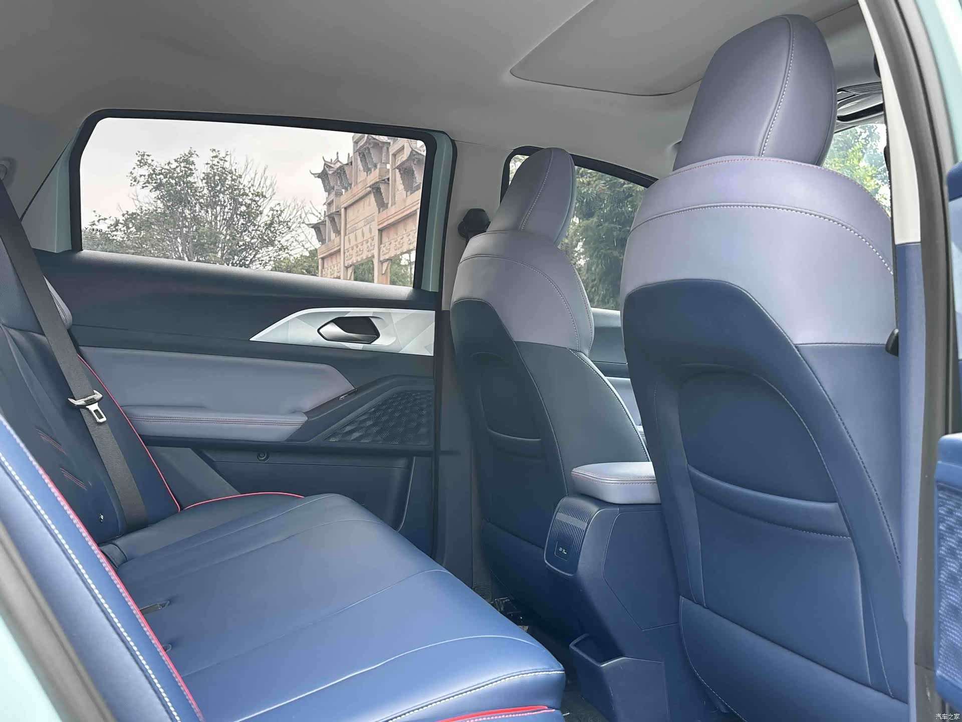 Geely E, 2022 9