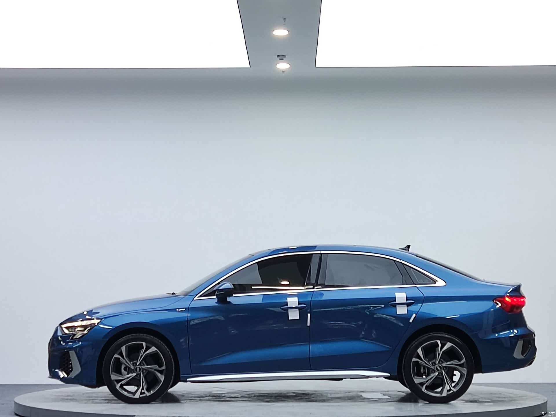 Audi A3, 2022 все фото